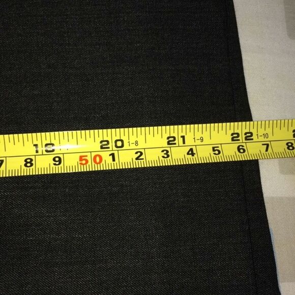 Lafayette 148 Dark Gray Virgin Wool Pencil Skirt Size 2P Academia Minimalist - Picture 7 of 12